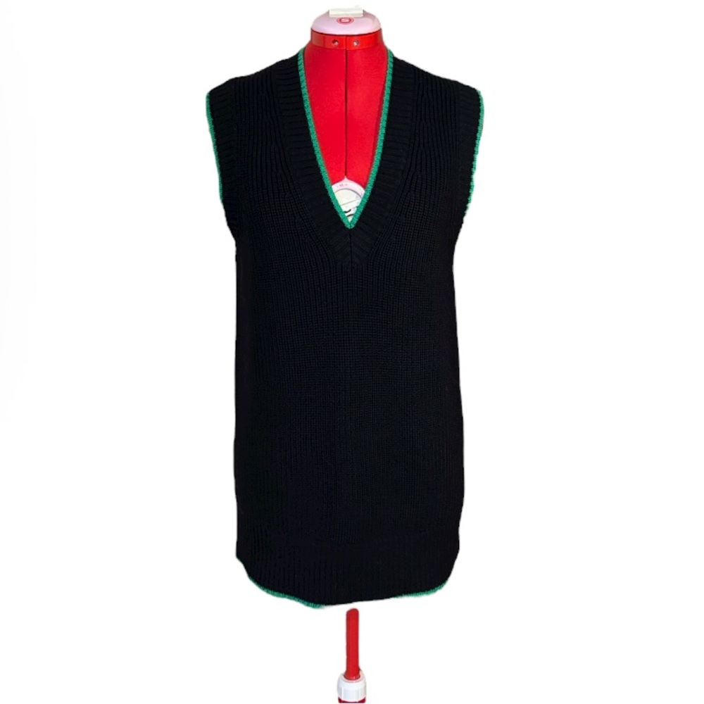 Babaton Sherman Black Knit V-Neck Sleeveless Relaxed Fit Sweater with Green Trim - Picture 3 of 16